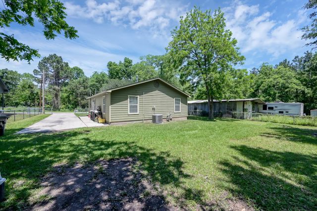 805 Webb Street, Conroe, TX 77301