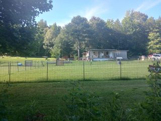 490 EARLY BIRD LN, Savannah, TN 38372