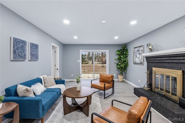 17416 Chemin Rd, South Chesterfield, VA 23803