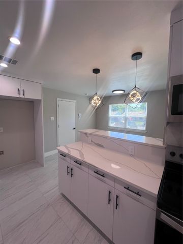 1927 Holcomb Road, Dallas, TX 75217