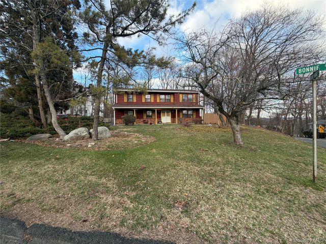 15 Bonnie Court, Spring Valley, NY 10977