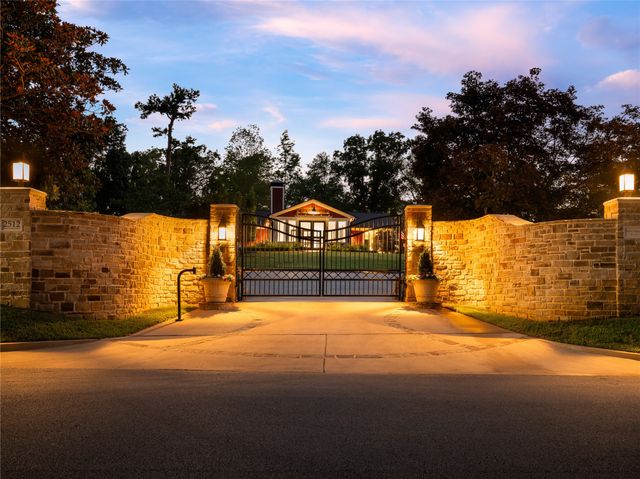 2512 Alta Mira Drive, Tyler, TX 75701