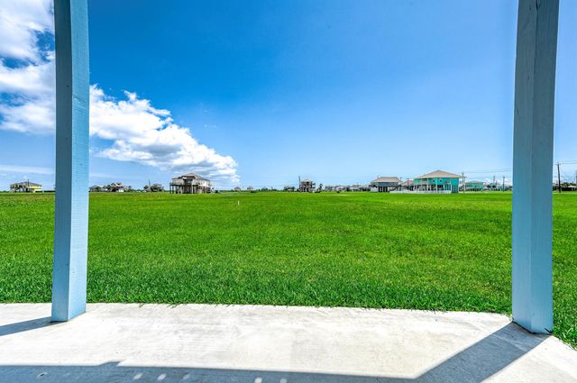 4019 Mitote Drive, Galveston, TX 77554