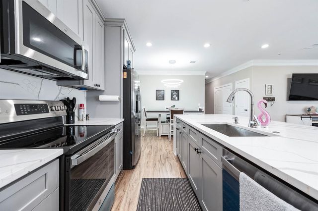 4019 Mitote Drive, Galveston, TX 77554