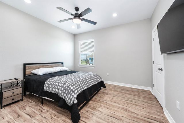 4019 Mitote Drive, Galveston, TX 77554