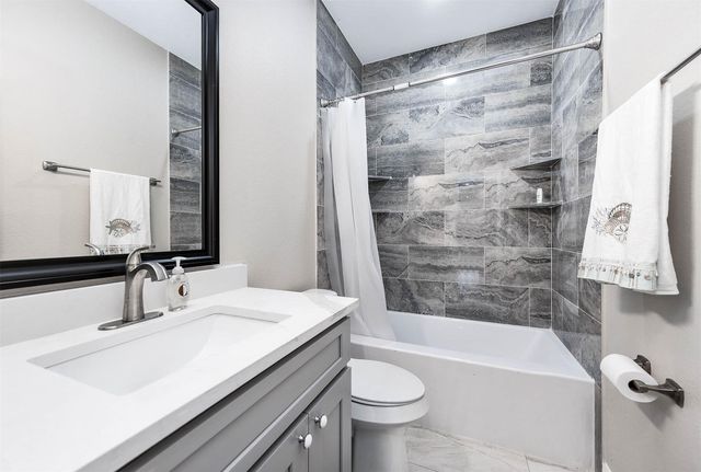 4019 Mitote Drive, Galveston, TX 77554