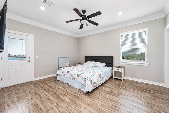 4019 Mitote Drive, Galveston, TX 77554