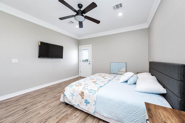 4019 Mitote Drive, Galveston, TX 77554