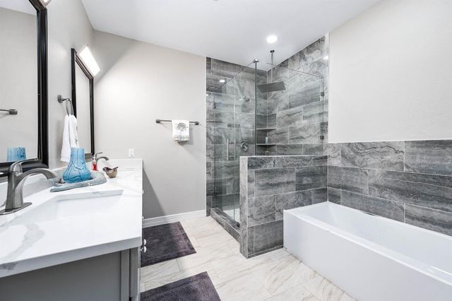 4019 Mitote Drive, Galveston, TX 77554