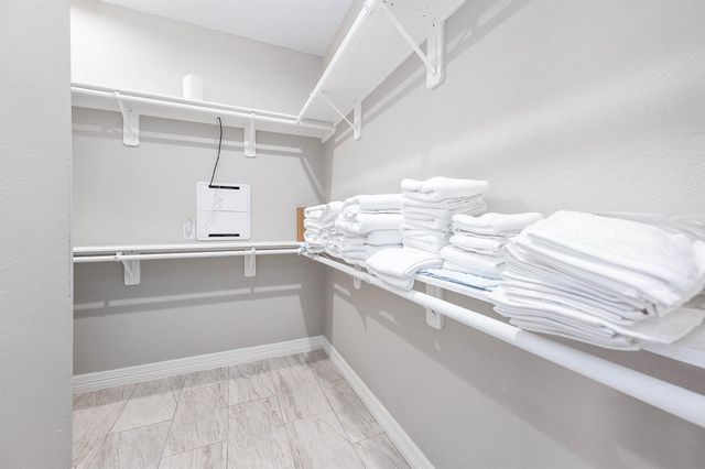 4019 Mitote Drive, Galveston, TX 77554