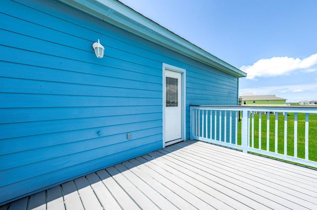 4019 Mitote Drive, Galveston, TX 77554