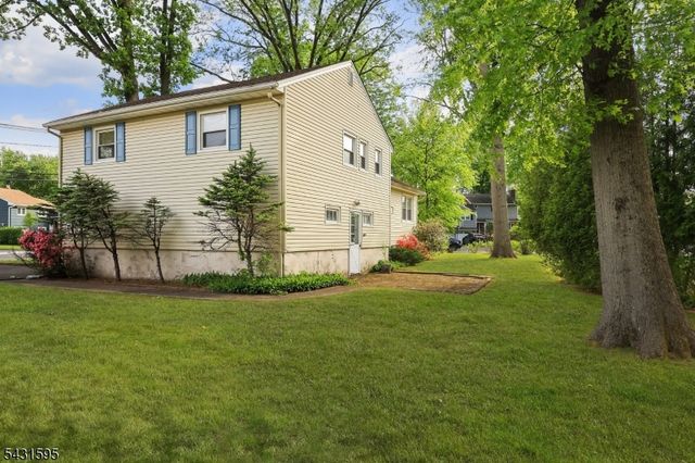 14 Chester Lang Place, Cranford Twp., NJ 07016