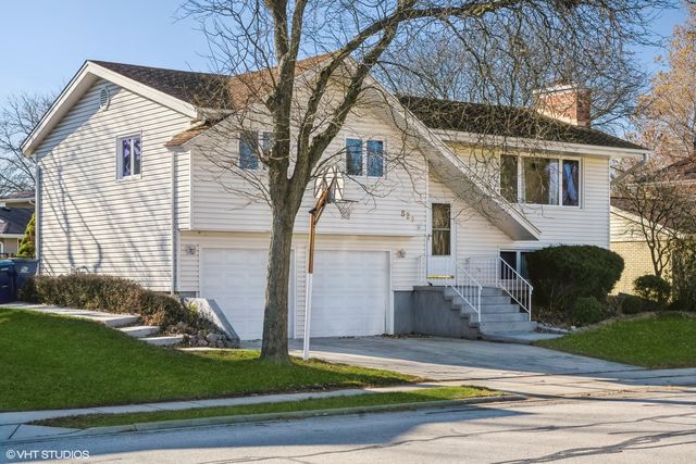 829 Pinehurst Lane, Schaumburg, IL 60193