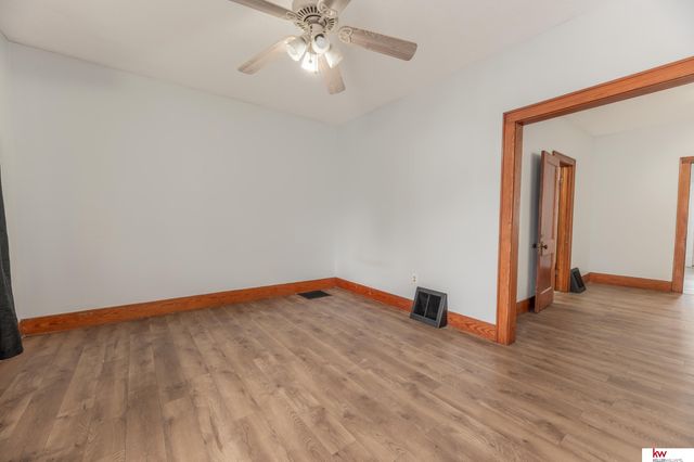 5237 S 21st Street, Omaha, NE 68107
