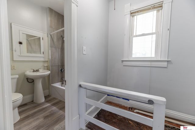 5237 S 21st Street, Omaha, NE 68107