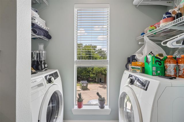 2450 Wickersham LN 302, Austin, TX 78741