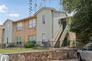 2450 Wickersham LN 302, Austin, TX 78741