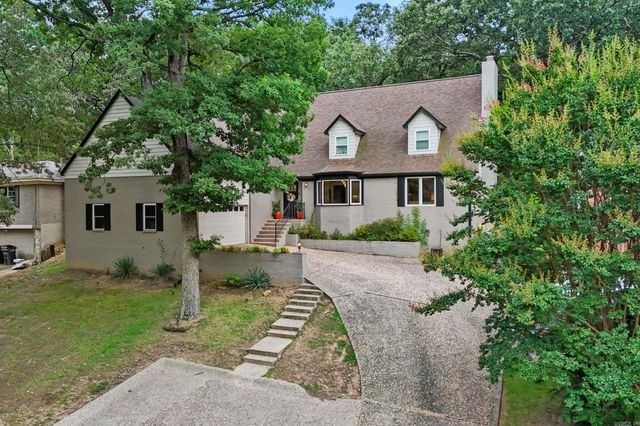 1912 Waterside Dr, North Little Rock, AR 72116