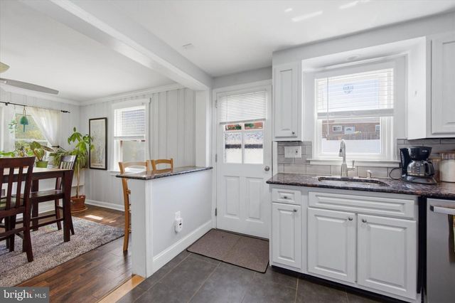 702 HOOD RD, Swarthmore, PA 19081