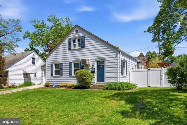 702 HOOD RD, Swarthmore, PA 19081