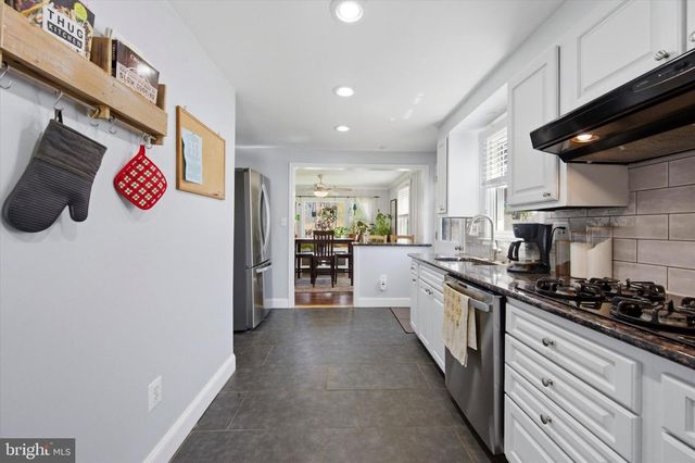 702 HOOD RD, Swarthmore, PA 19081