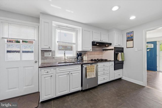 702 HOOD RD, Swarthmore, PA 19081