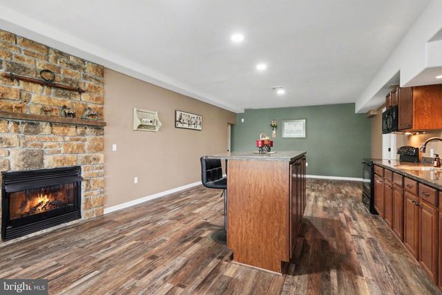 20 PEYTON DR, Carlisle, PA 17015