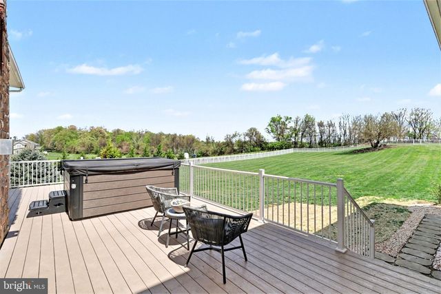 20 PEYTON DR, Carlisle, PA 17015