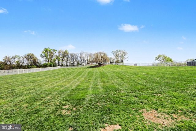 20 PEYTON DR, Carlisle, PA 17015
