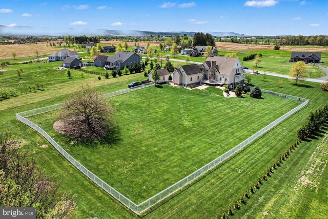 20 PEYTON DR, Carlisle, PA 17015