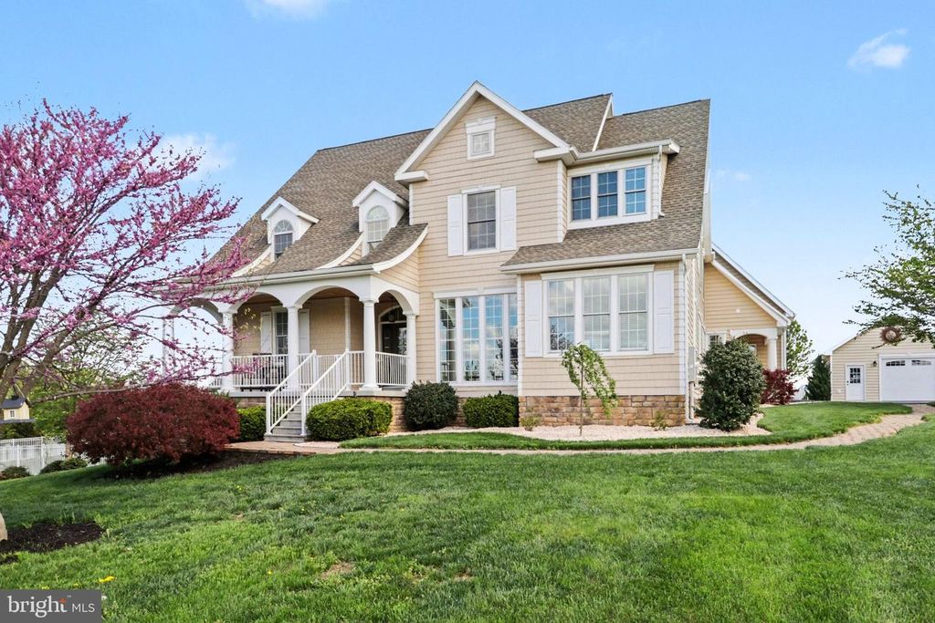 20 PEYTON DR, Carlisle, PA 17015