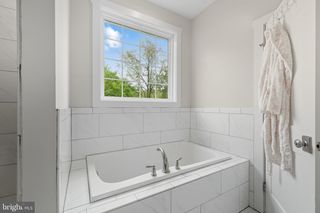 8193 MAJOR WATTERS CT, Warrenton, VA 20187