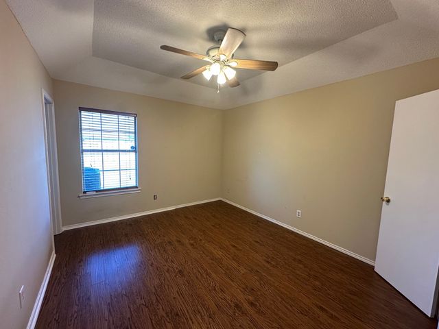 200 Brook Circle, Krum, TX 76249