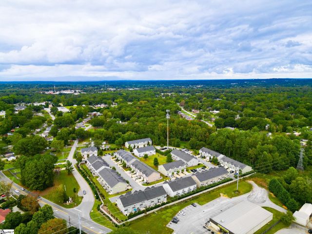 104 Bluet Lane, Taylors, SC 29687