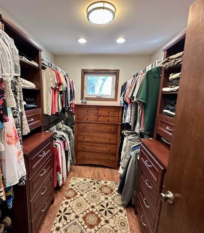 4210 Bay View Point, Traverse City, MI 49684