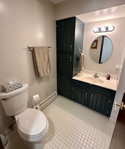 4210 Bay View Point, Traverse City, MI 49684