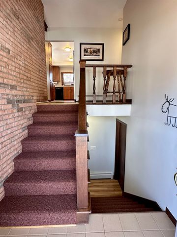 4210 Bay View Point, Traverse City, MI 49684