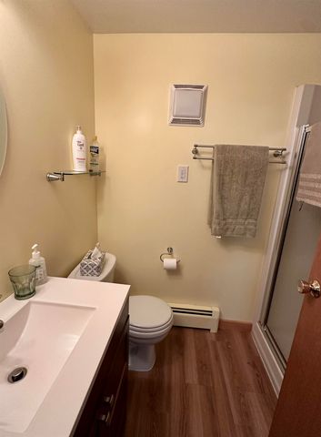 4210 Bay View Point, Traverse City, MI 49684