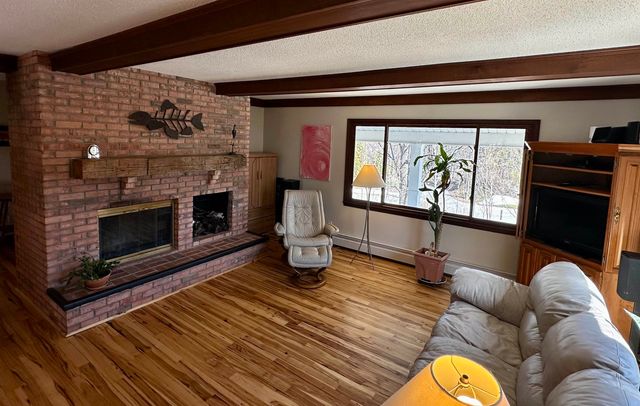 4210 Bay View Point, Traverse City, MI 49684