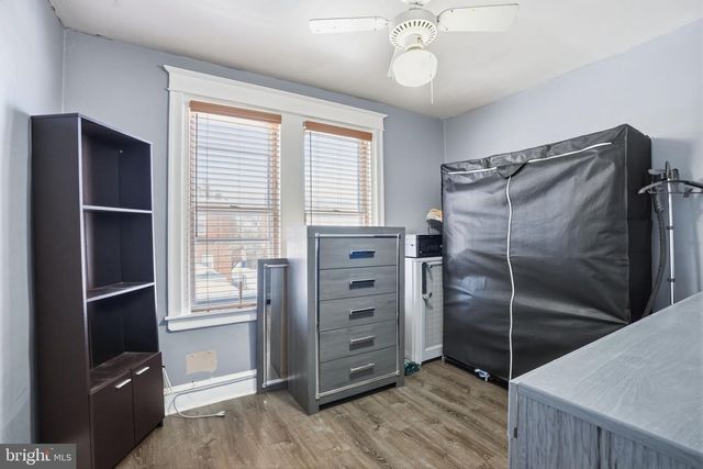 951 WAKELING ST, Philadelphia, PA 19124