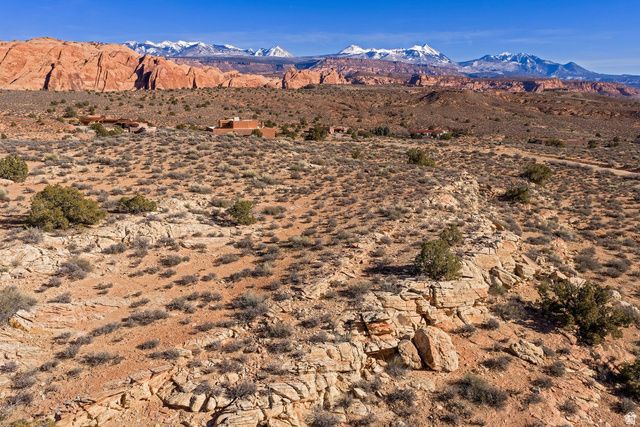 1144 N KAYENTA DR, Moab, UT 84532