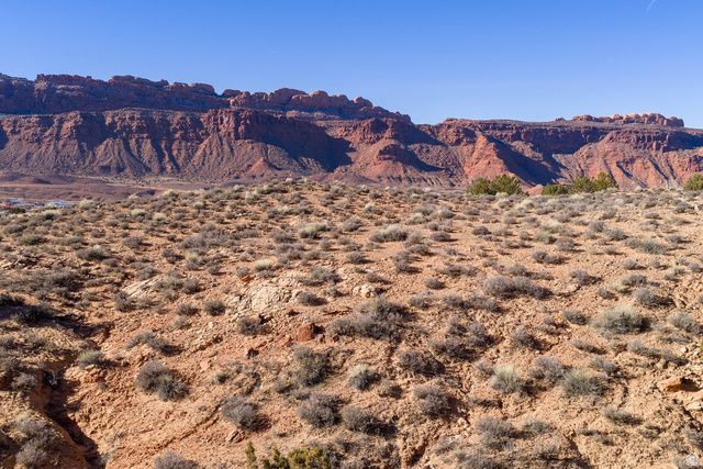 1144 N KAYENTA DR, Moab, UT 84532