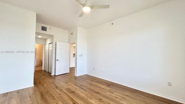 1203 Town Center Dr 419, Jupiter, FL 33458