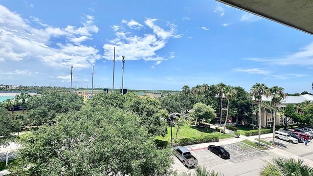 1203 Town Center Dr 419, Jupiter, FL 33458