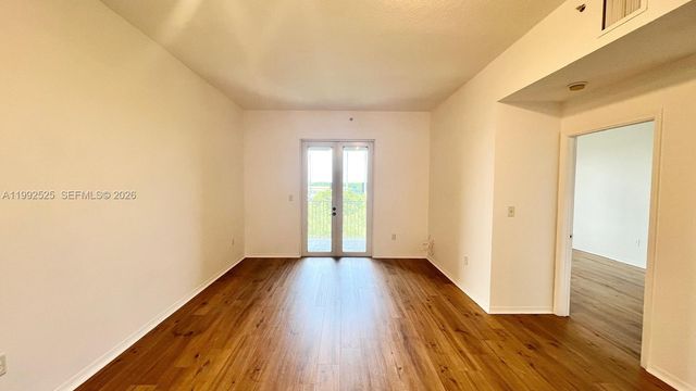 1203 Town Center Dr 419, Jupiter, FL 33458