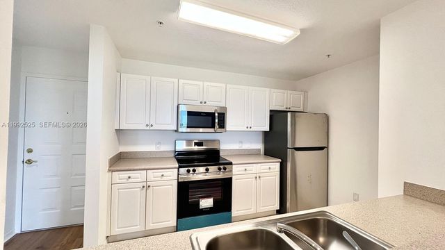 1203 Town Center Dr 419, Jupiter, FL 33458