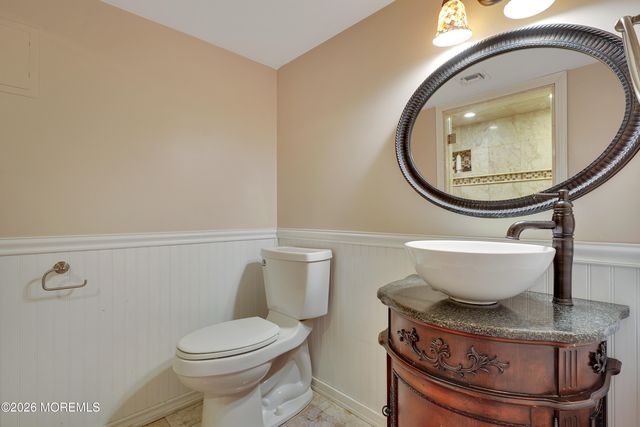 1630 Finderne Street, Oakhurst, NJ 07755