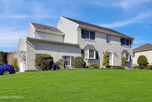 1630 Finderne Street, Oakhurst, NJ 07755