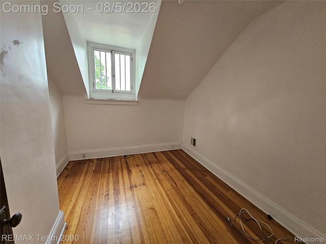 24416 Hass Street, Dearborn Heights, MI 48127