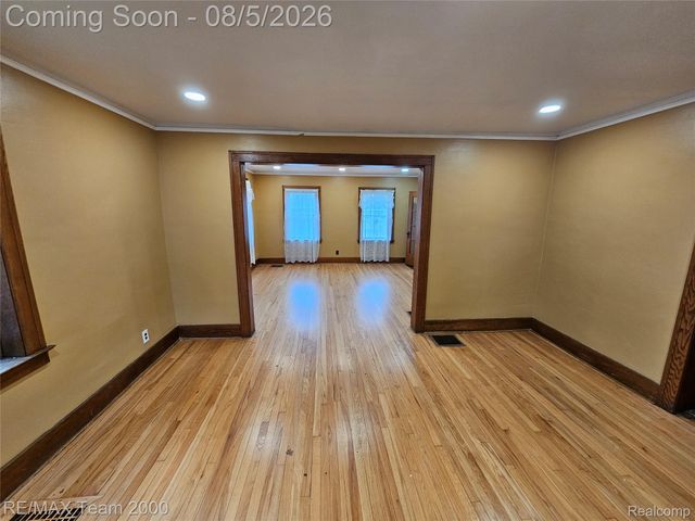 24416 Hass Street, Dearborn Heights, MI 48127